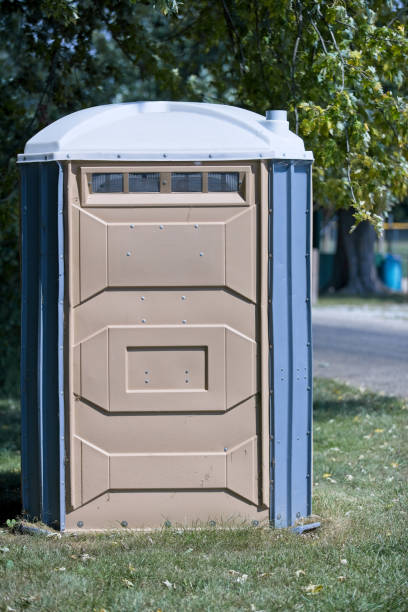 Best Best portable toilet rental  in Kincheloe, MI